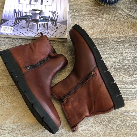 bella bootie ecco